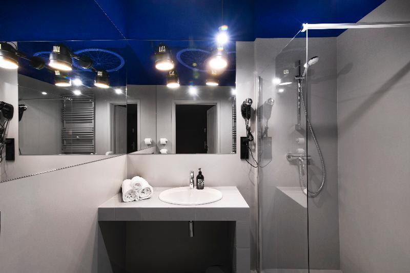 Bike Up Aparthotel Wroclaw Luaran gambar